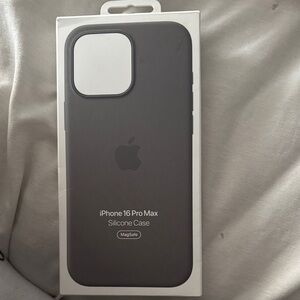 Apple iPhone 16 Pro Max Silicone Case - Gray